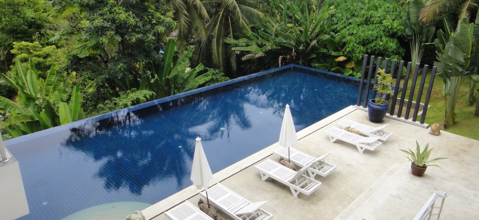 2 bedroom luxury pool apartment in Karon