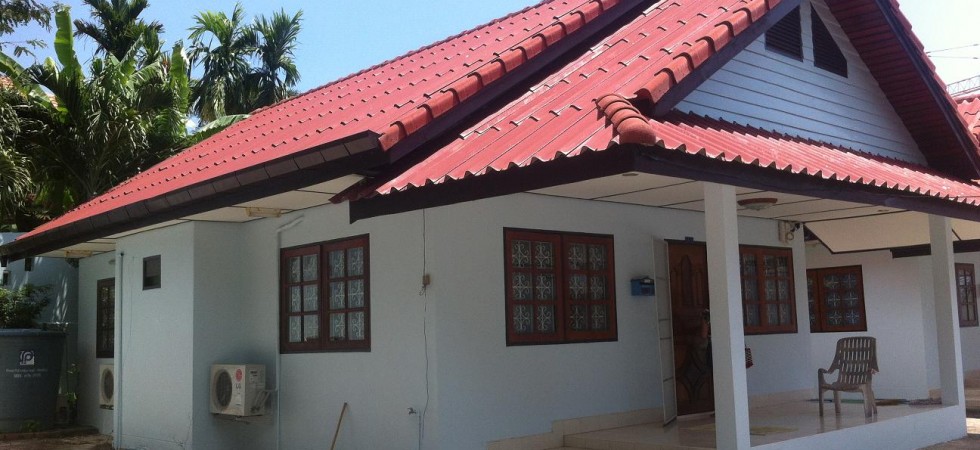 2 bedroom house in Karon 10 minutes walk to the beach