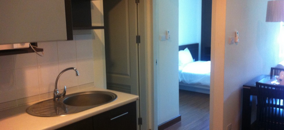 1 bedroom poolview apartment 200m from the center of Patong