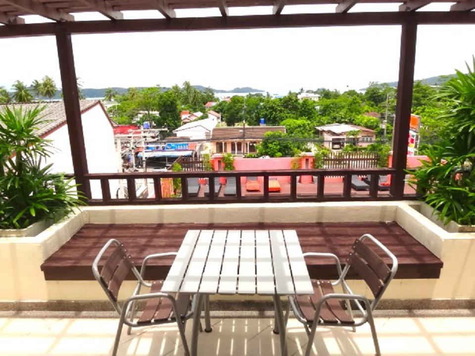 2 bedroom seaview apartment in Rawai