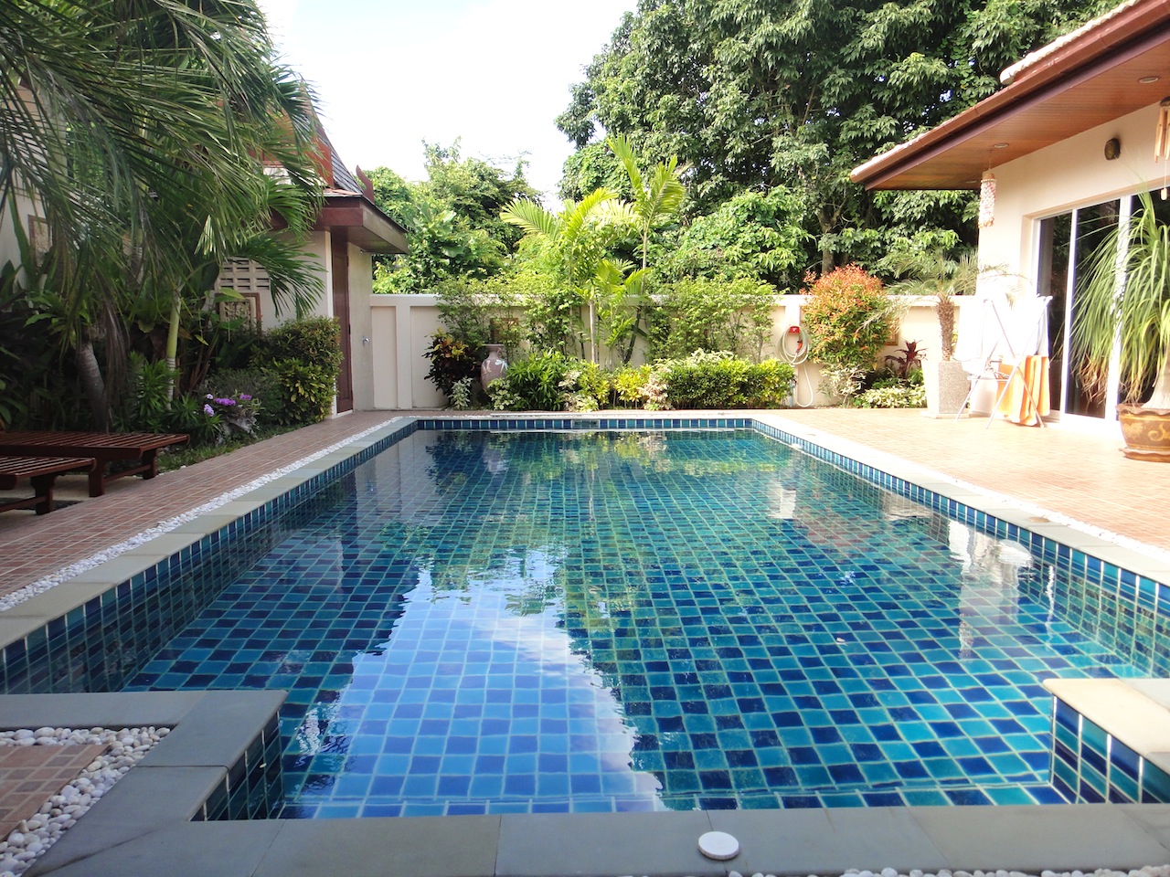 2 bedroom villa in Nai Harn