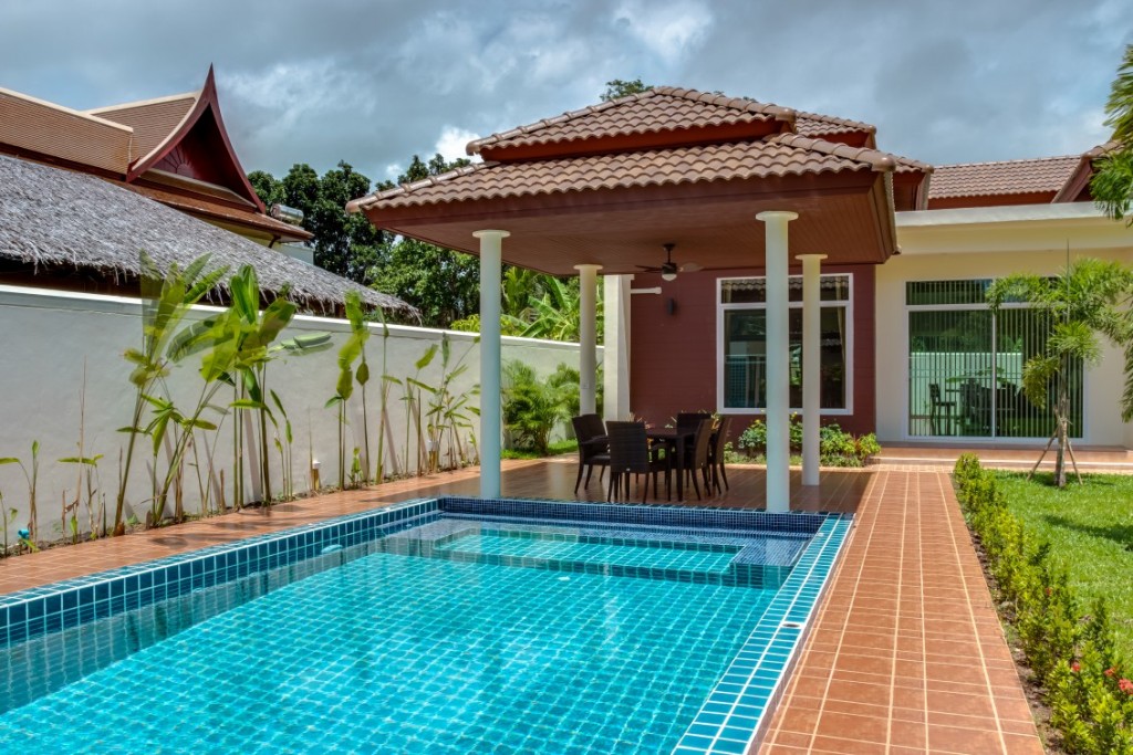 3 bedroom villa in Nai harn