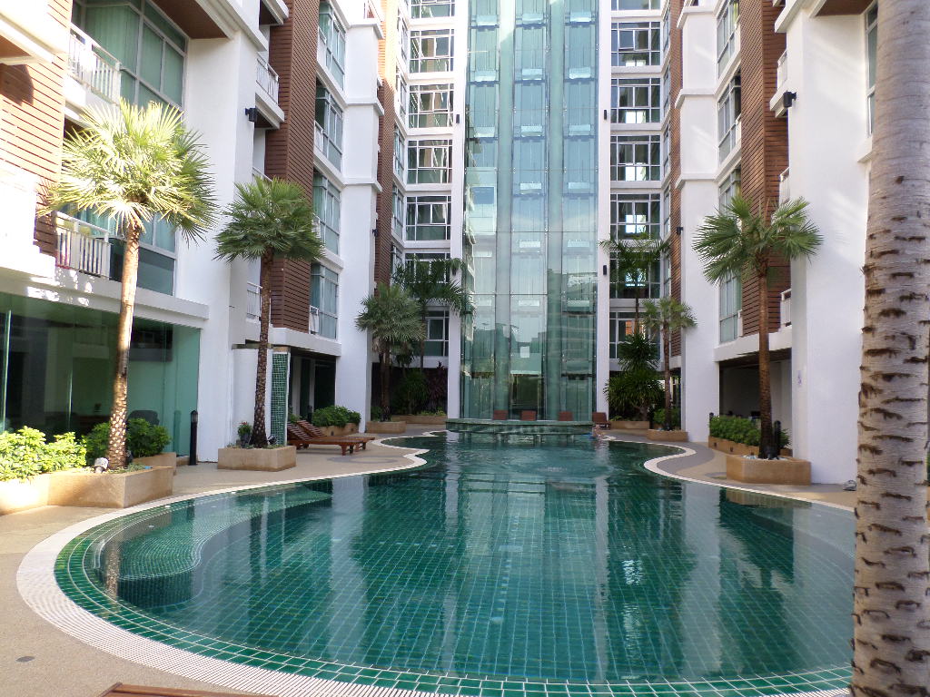 1 bedroom apartment near Patong center