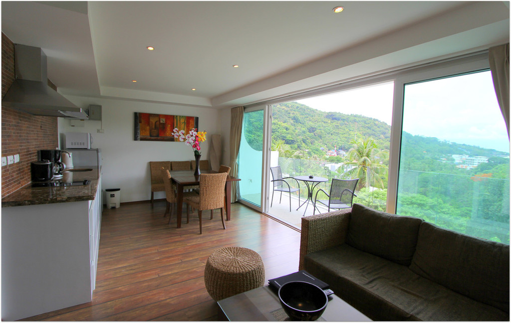 2 bedroom apartment overlooking Kata beach