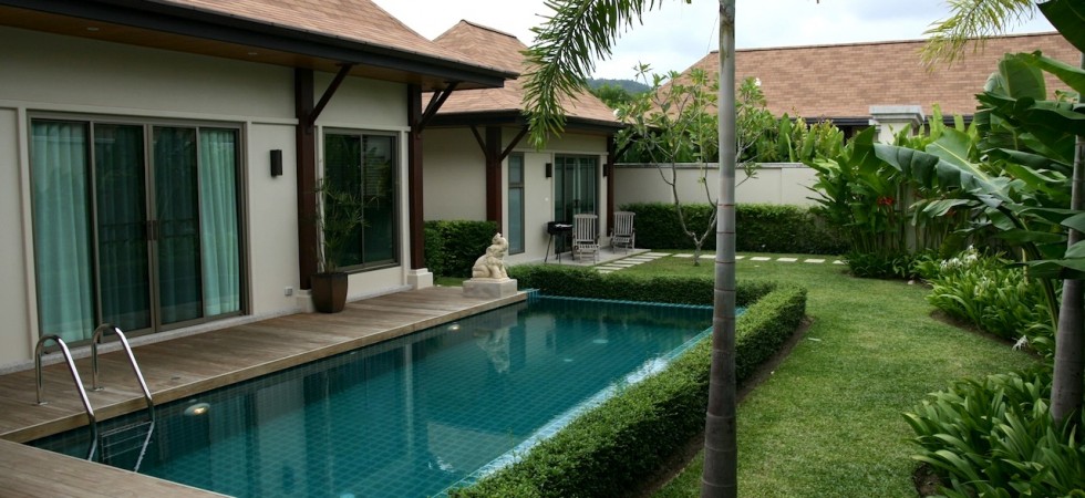 3 bedroom stylish tropical villa in Nai Harn