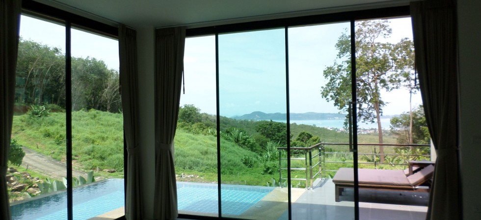 2 bedroom villa with seaview in Nai harn