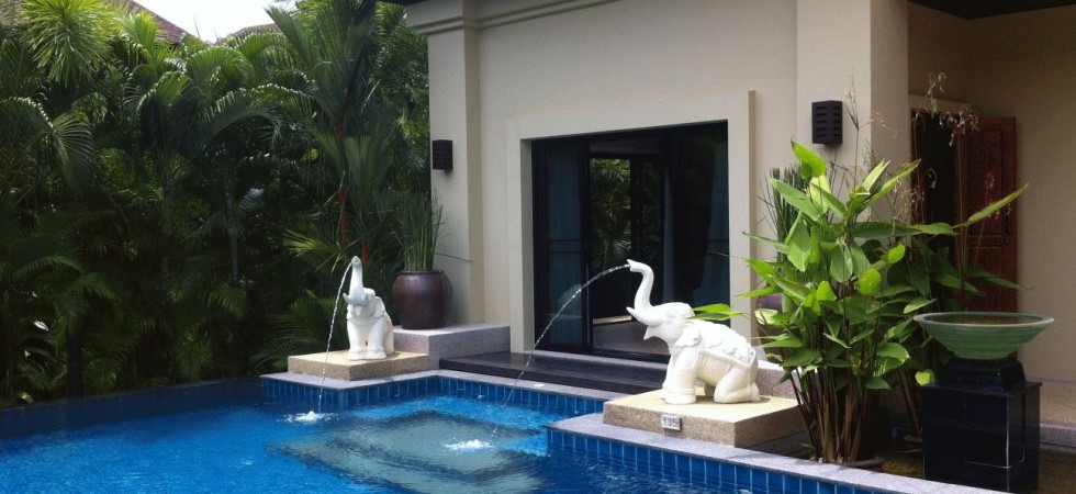 3 bedroom gorgeous villa in Nai Harn beach