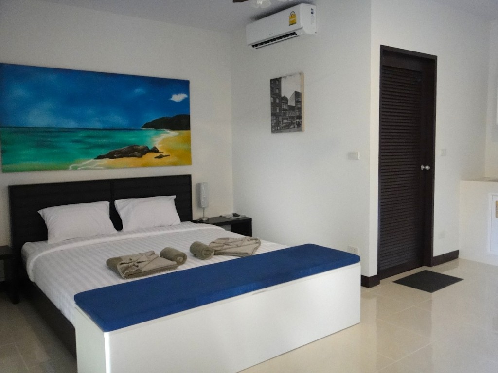 1 bedroom newly built bungalow in Nai Harn