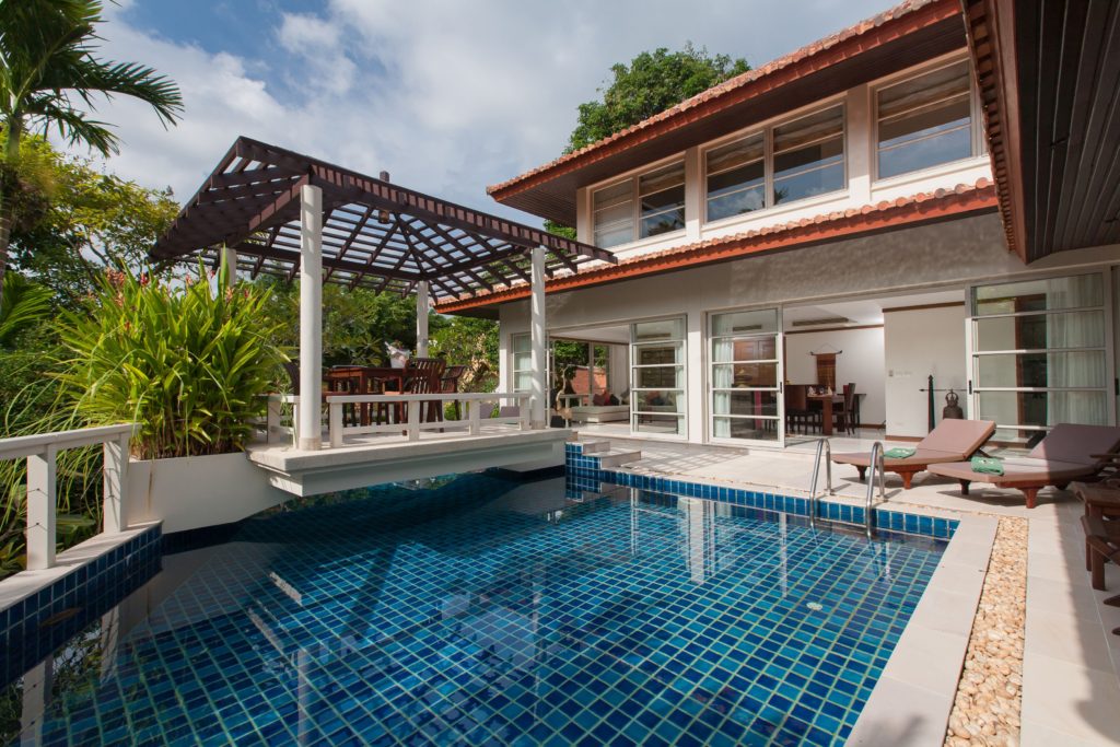 4 bedroom villa in Kata walking distance to the beach