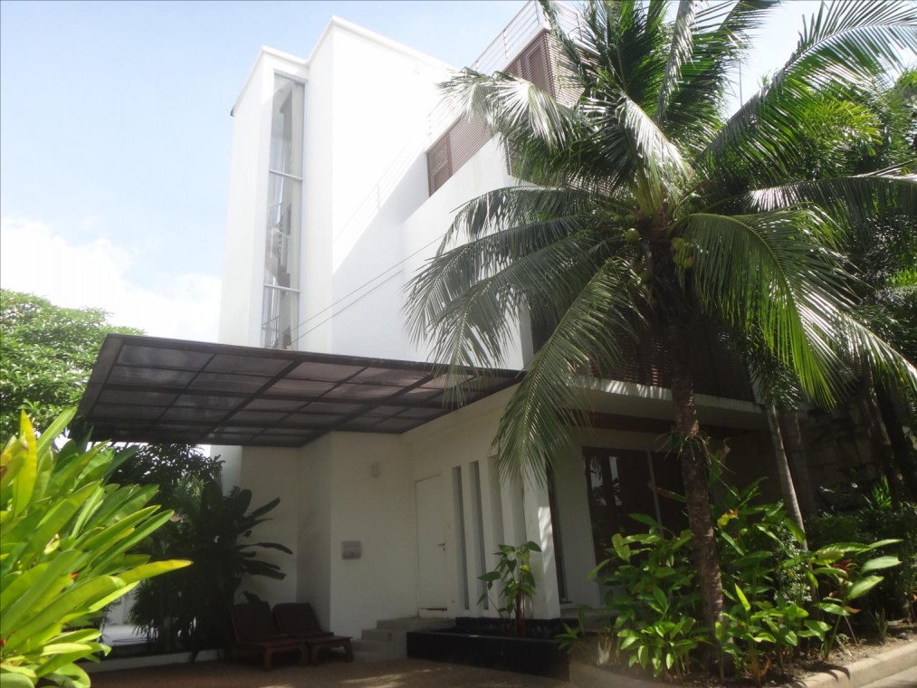 4 bedroom modern style newly build villa near British International School