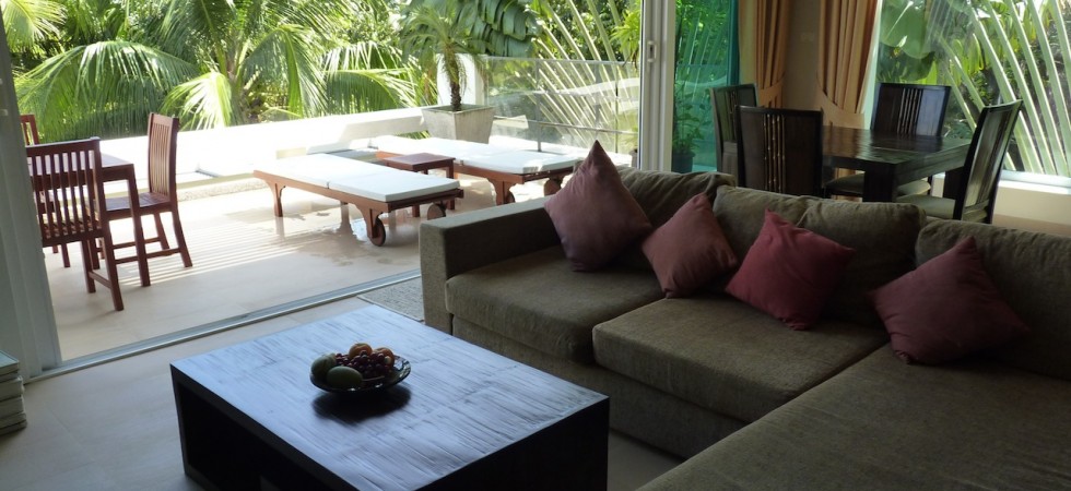 1 bedroom spacious beachfront apartment in Rawai