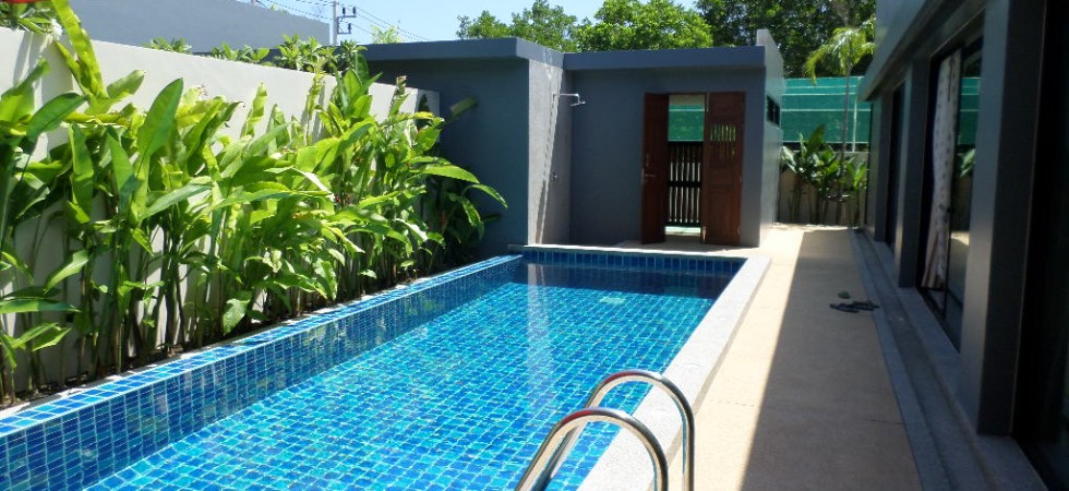 3 bedroom private villa in Nai Harn