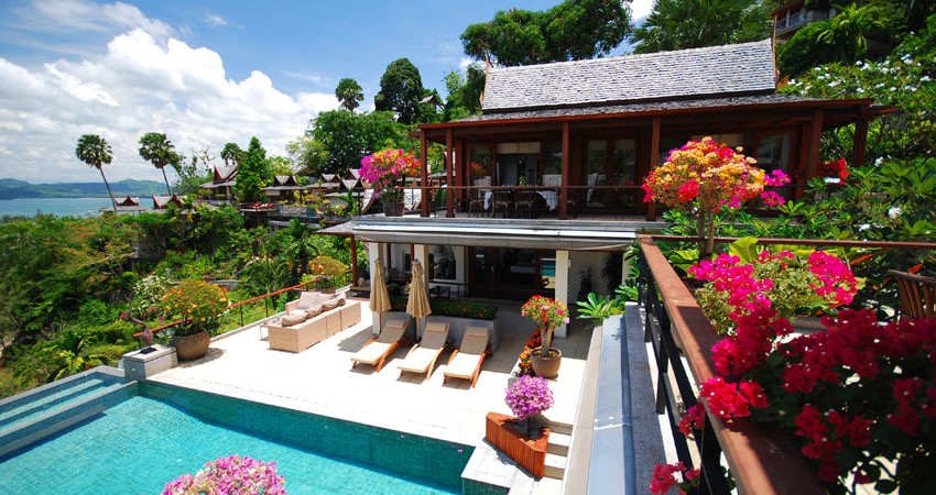 6 bedroom fabulous villa on the hill above Surin beach