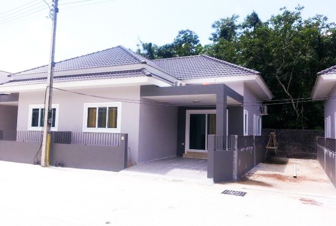 2 bedroom house in Chalong