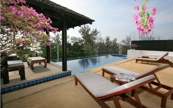 3 bedroom beachfront villa with stunning views in Surin