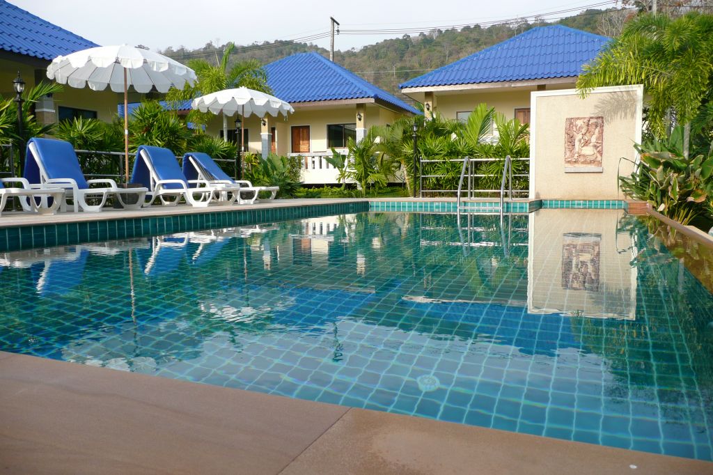 2 bedroom bungalow in Nai Harn inside pool complex