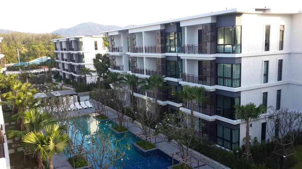 2 bedroom apartment only meters from Rawai beach