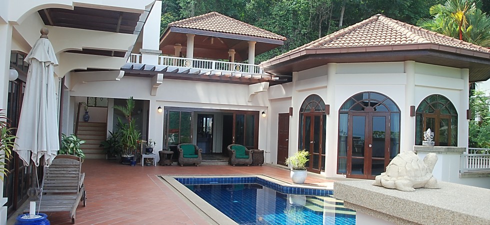 5 bedroom sea view villa in Panwa