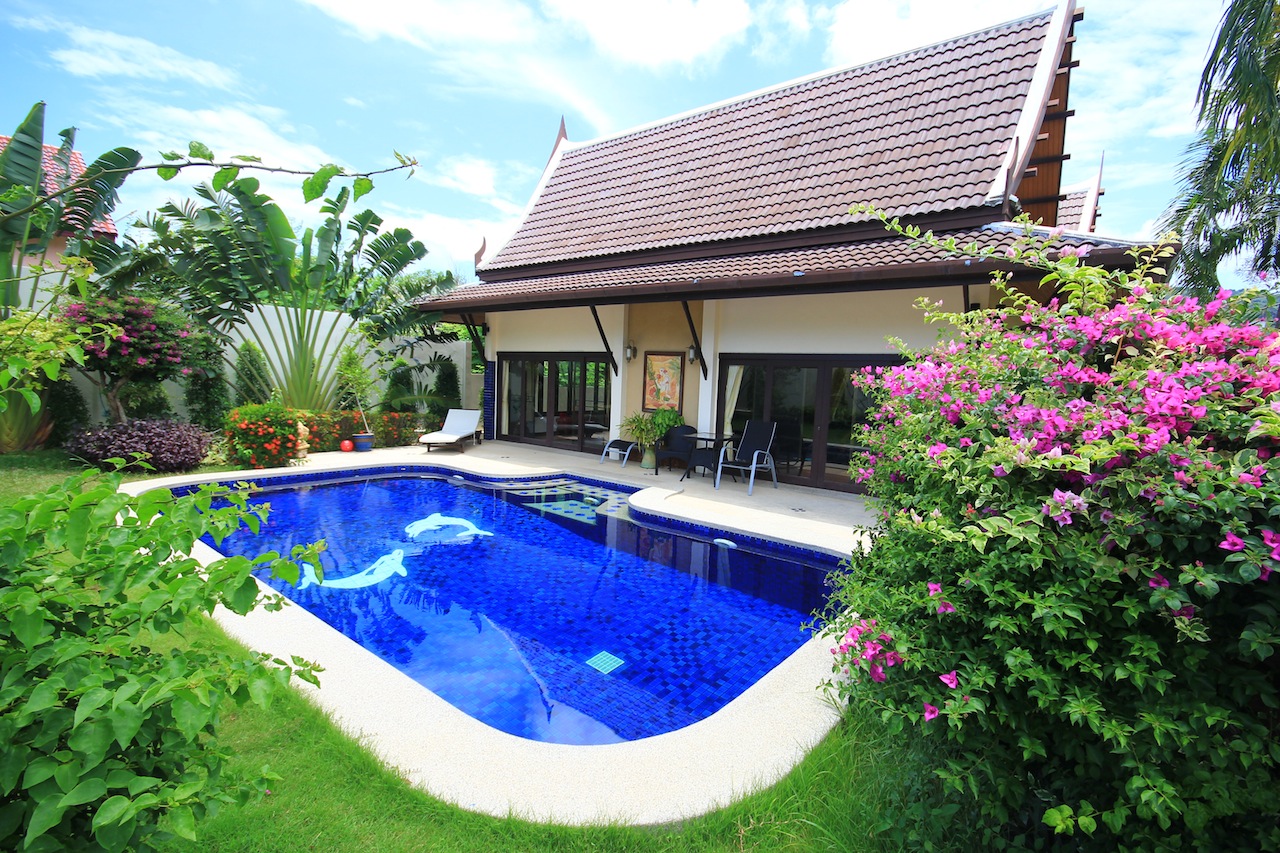 2 bedroom villa in Nai harn