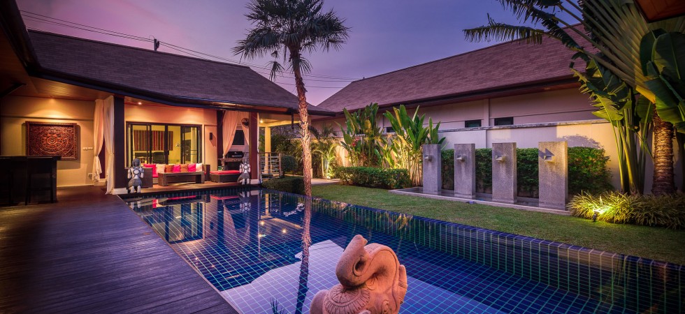 3 bedroom stylish villa Kokyang in Nai Harn