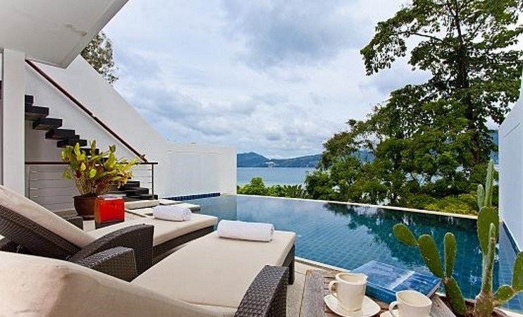 3 bedroom villa with stunning views of Patong bay