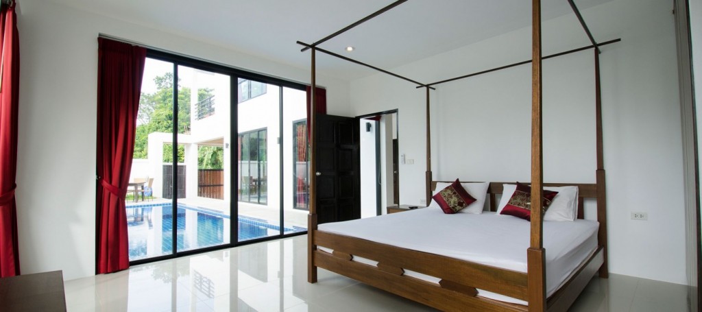 4 bedroom villa in Nai Harn