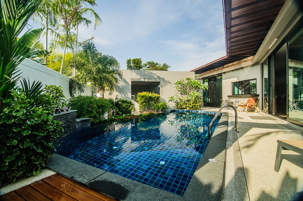 2 bedroom new villa in Nai Harn