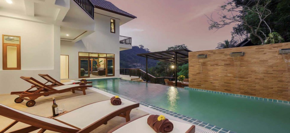 8 bedroom spacious villa in Patong