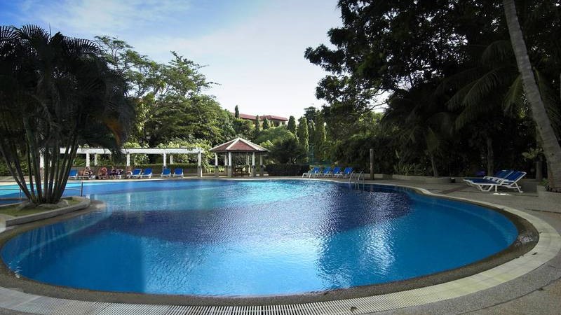 2 bedroom apartment only 2 min. walk to Karon beach