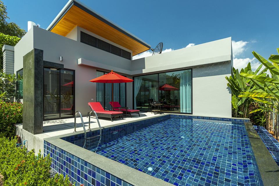 3 bedroom luxury newly build villa in Nai Harn