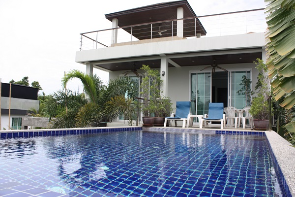 3 + 1 bedroom villa in Rawai