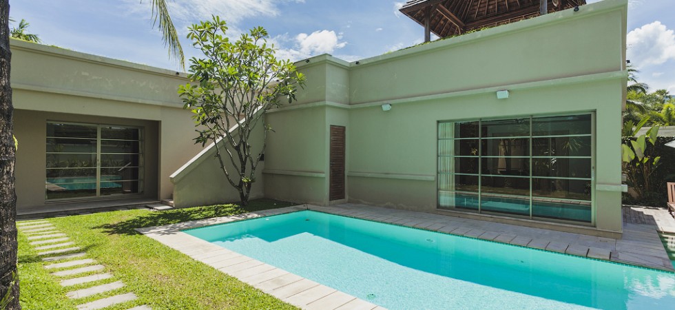 3 bedroom luxury villa in gated Bangtao area