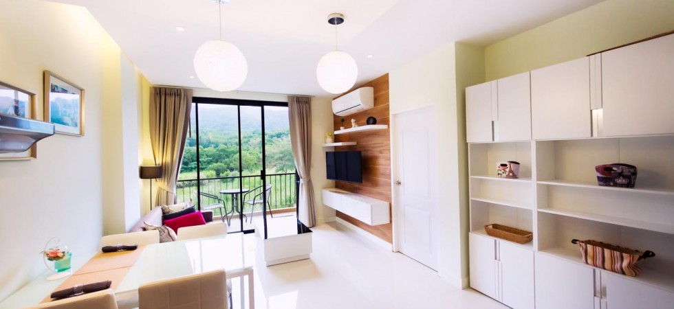 2 bedroom apartment walking distance to Nai Harn beach