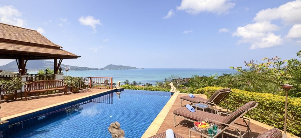 3 bedroom elegant seaview pool villa in Patong