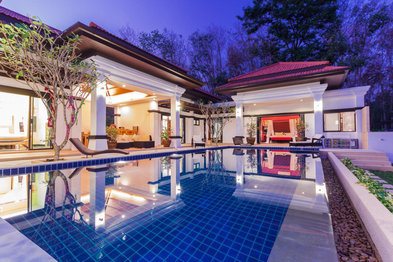 4 bedroom luxury villa in Bangtao