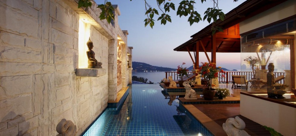 3 bedroom villa with Patong bay sea view