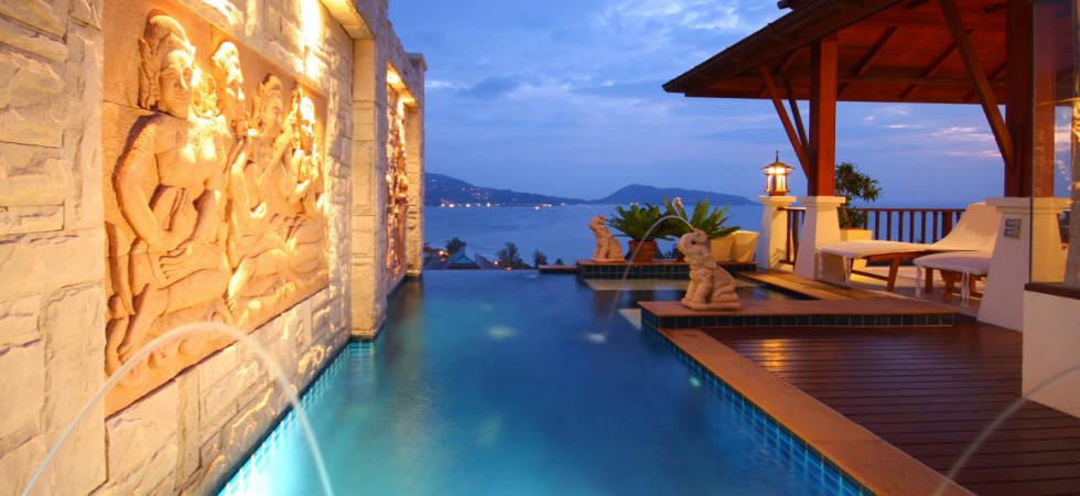 3 bedroom sea view villa in Patong