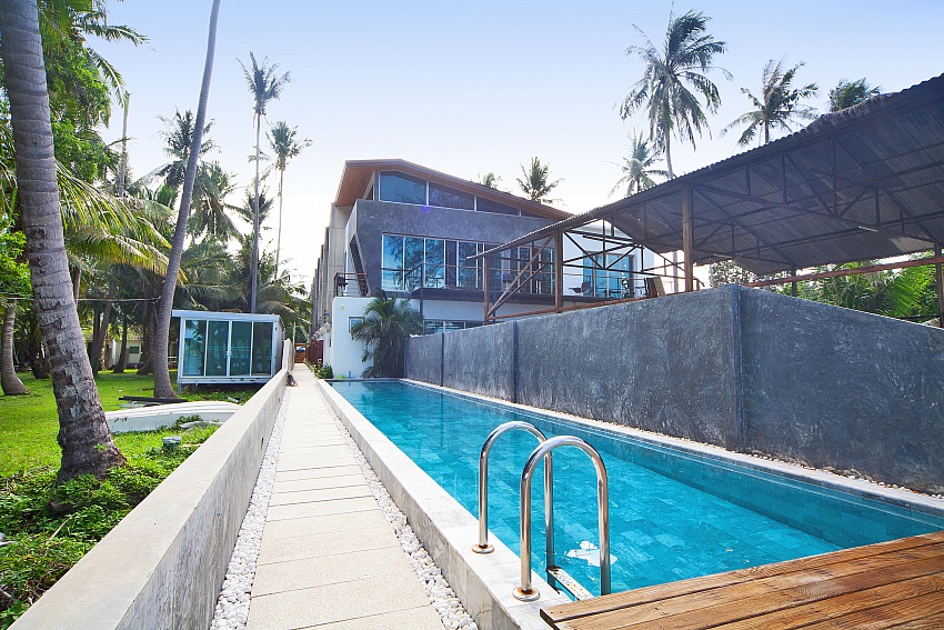 3 bedroom beachfront villa in Rawai