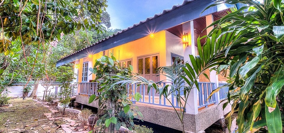 2 bedroom house in Nai Harn