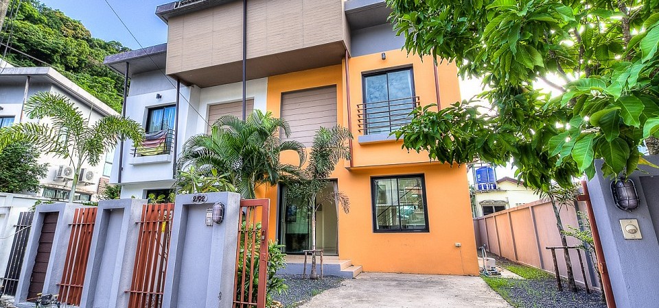 3 bedroom Townhouse in Patong