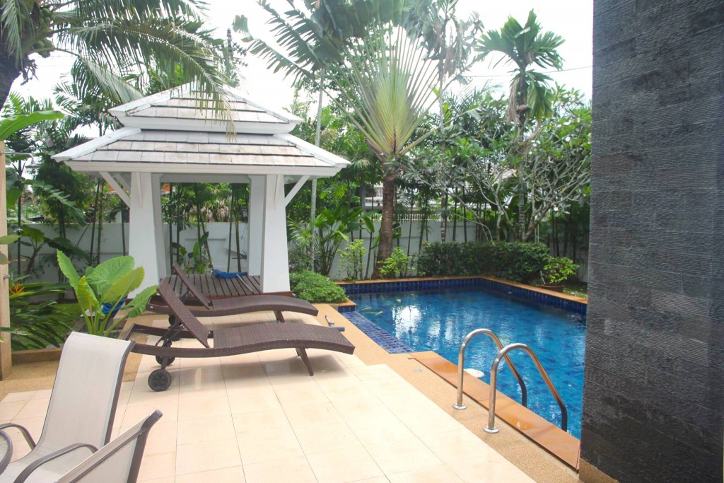 4 bedroom villa in Bangtao