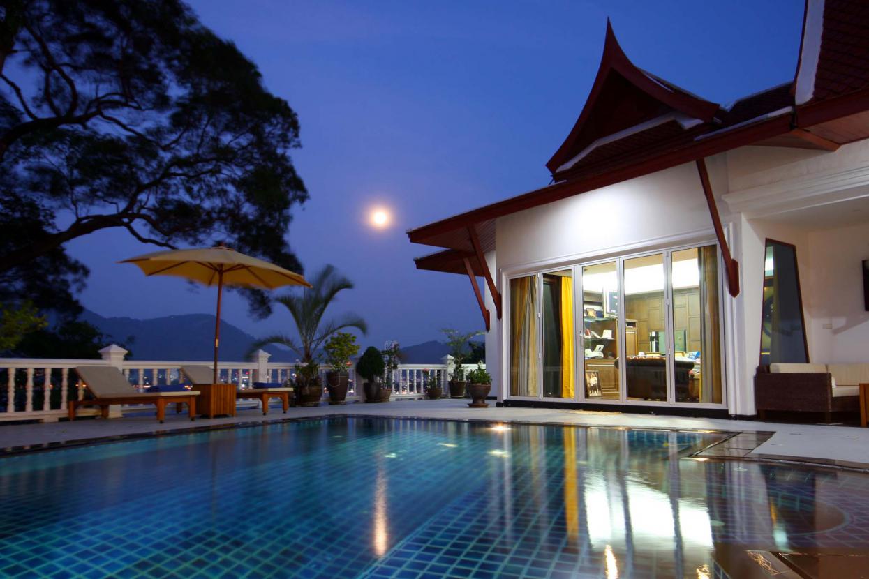 5 bedroom sea view villa in Patong