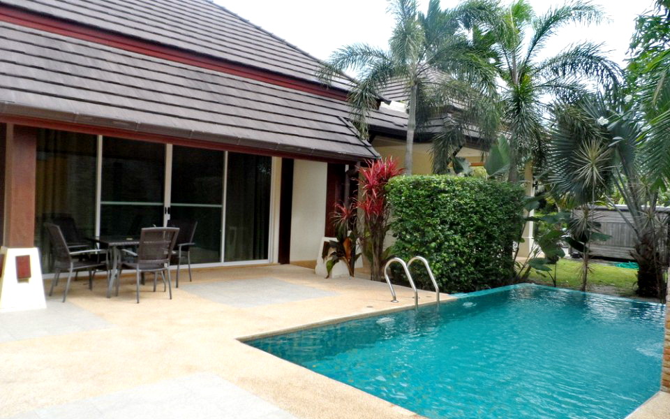 3 bedroom villa in Nai Harn