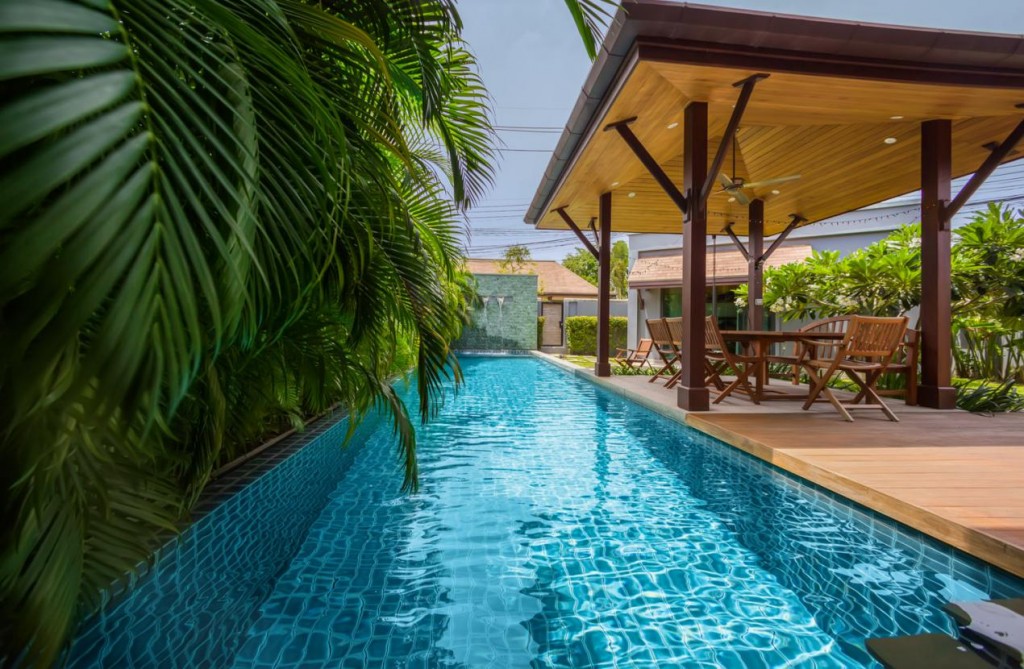 3 bedroom villa inside gated estate in Nai Harn