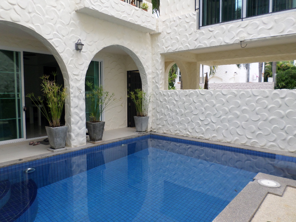 3+1 bedroom villa in Rawai