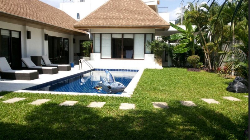 3 bedroom villa in Nai Harn