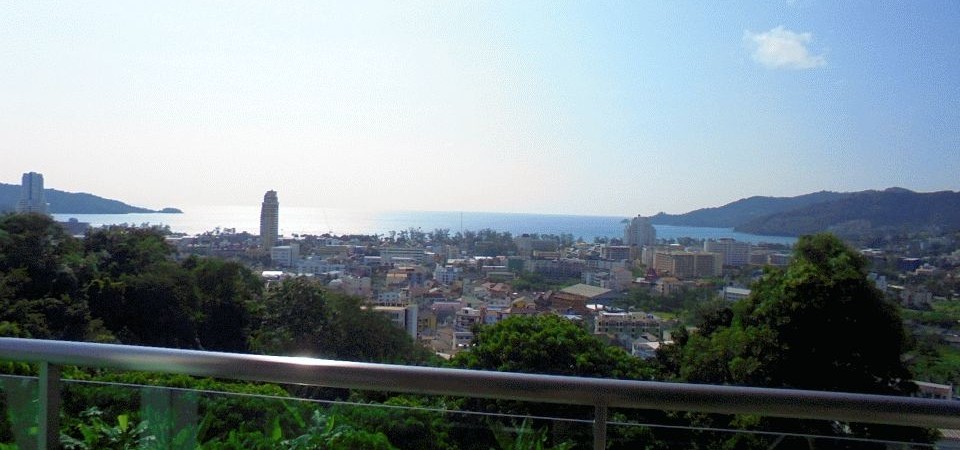 1 bedroom studio apartment with amazing Patong sea views