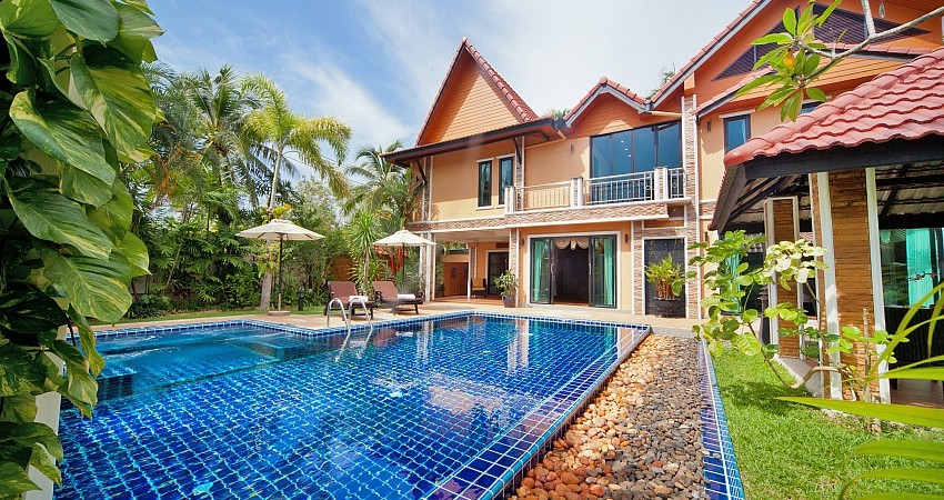 4 bedroom spacious and stylish villa in Bangtao