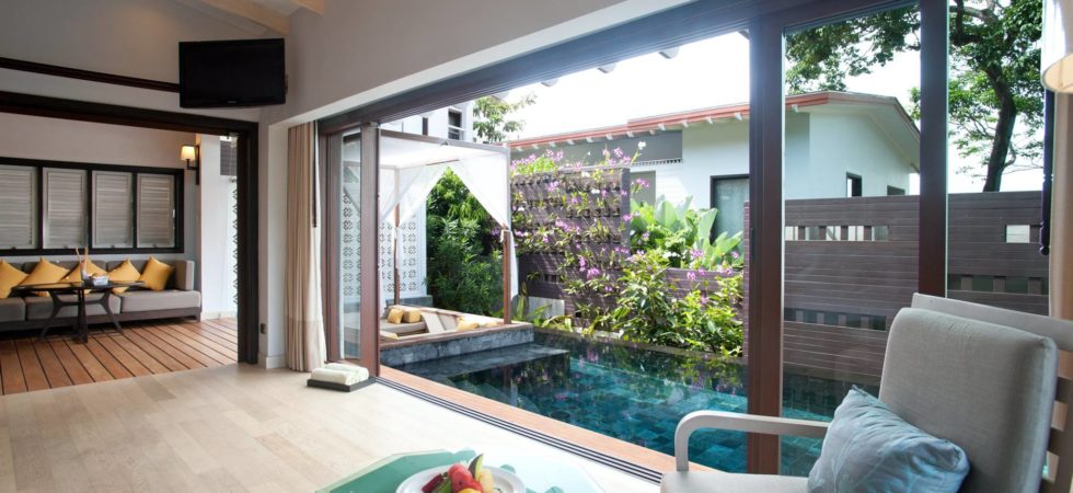 1 bedroom beachfront pool villa in Kata