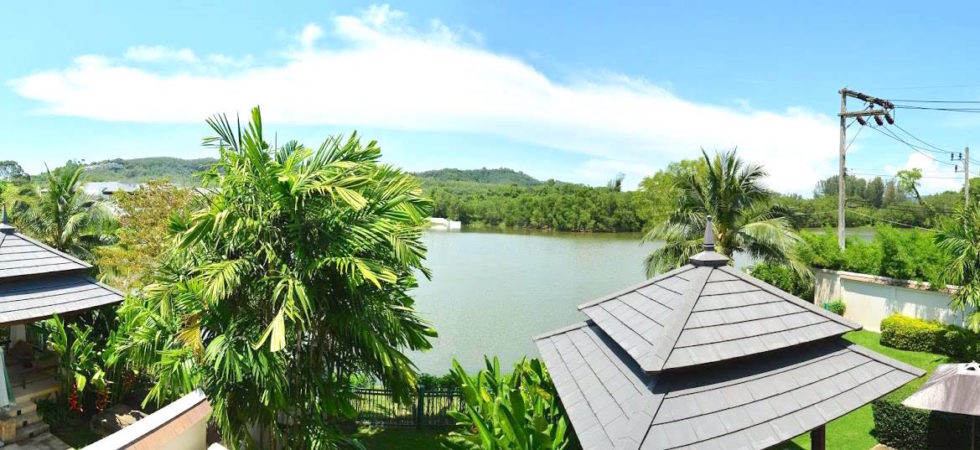 4 bedroom villa in Outrigger Laguna Complex